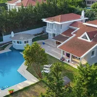 Villa in Turkey, Istanbul, 500 sq.m.