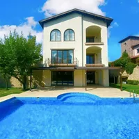 Villa in Turkey, Istanbul, 410 sq.m.