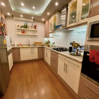 Apartment in Turkey, Istanbul, 280 sq.m.