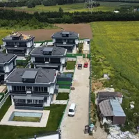 Villa in Turkey, Istanbul, 350 sq.m.