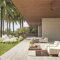 Villa in United Arab Emirates, Dubai, 12165 sq.ft.