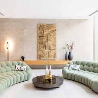 Apartment in United Arab Emirates, Dubai, 1230 sq.ft.