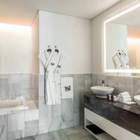 Residential complex in United Arab Emirates, Dubai, 1995 sq.ft.