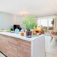 Residential complex in United Arab Emirates, Dubai, 777 sq.ft.