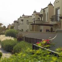 Residential complex in United Arab Emirates, Dubai, 3402 sq.ft.
