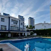 Вилла в Турции, Стамбул, 950 кв.фт.