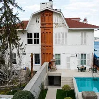 Вилла в Турции, Стамбул, 500 кв.фт.