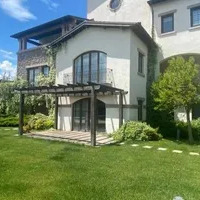 Вилла в Турции, Стамбул, 500 кв.фт.