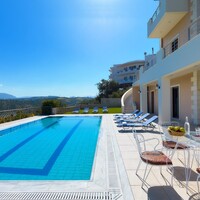 Villa in Greece, Crete, 380 sq.m.