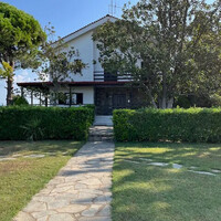 Villa in Greece, Thessaloniki, 450 sq.m.