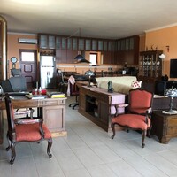 Бизнес-центр в Греции, 402 кв.м.