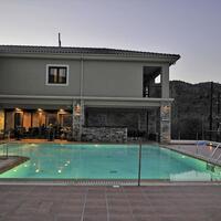 Aparthotel in Greece, Seta, 900 sq.m.