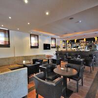 Aparthotel in Greece, Seta, 900 sq.m.