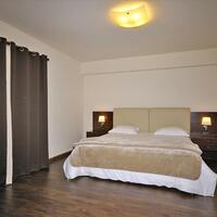 Aparthotel in Greece, Seta, 900 sq.m.