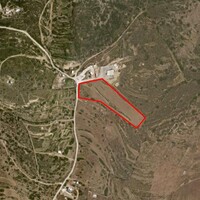 Island in Greece, 16000 sq.m.