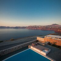 Business center in Greece, Naxos, 1046 sq.m.