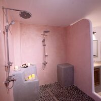 Business center in Greece, Naxos, 1046 sq.m.