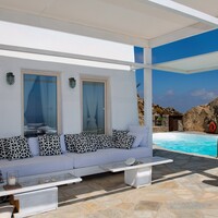 Villa in Greece, 450 sq.m.