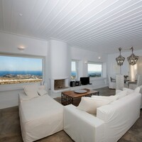 Villa in Greece, 450 sq.m.