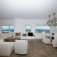 Villa in Greece, 450 sq.m.