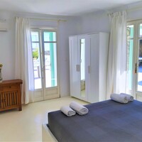 Villa in Greece, 250 sq.m.