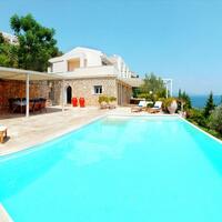 Villa in Greece, Ionian Islands, Corfu, 280 sq.m.