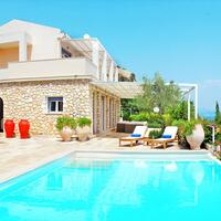 Villa in Greece, Ionian Islands, Corfu, 280 sq.m.
