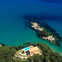 Villa in Greece, Ionian Islands, Corfu, 390 sq.m.