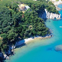 Villa in Greece, Ionian Islands, Corfu, 390 sq.m.