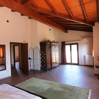 Villa in Greece, Ionian Islands, Corfu, 300 sq.m.