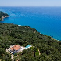 Вилла в Греции, Ионические острова, Корфу, 220 кв.м.