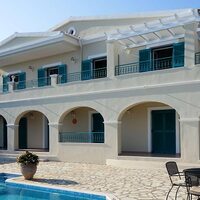 Villa in Greece, Ionian Islands, Corfu, 303 sq.m.