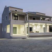 Villa in Greece, Ionian Islands, Corfu, 1000 sq.m.