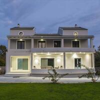 Villa in Greece, Ionian Islands, Corfu, 1000 sq.m.