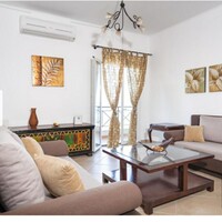 Villa in Greece, Ionian Islands, Corfu, 400 sq.m.