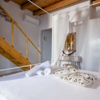 Villa in Greece, Ionian Islands, Corfu, 400 sq.m.