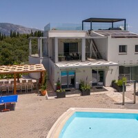 Villa in Greece, Ionian Islands, Corfu, 436 sq.m.