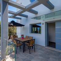 Villa in Greece, Ionian Islands, Corfu, 436 sq.m.