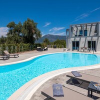 Villa in Greece, Ionian Islands, Corfu, 436 sq.m.