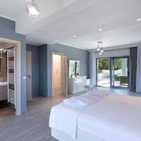 Villa in Greece, Ionian Islands, Corfu, 436 sq.m.