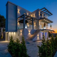 Villa in Greece, Ionian Islands, Corfu, 436 sq.m.