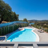 Villa in Greece, Ionian Islands, Corfu, 436 sq.m.