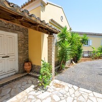 Villa in Greece, Ionian Islands, Corfu, 305 sq.m.