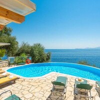 Villa in Greece, Ionian Islands, Corfu, 150 sq.m.
