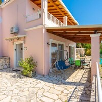 Villa in Greece, Ionian Islands, Corfu, 150 sq.m.