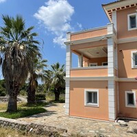 Villa in Greece, Ionian Islands, Corfu, 430 sq.m.