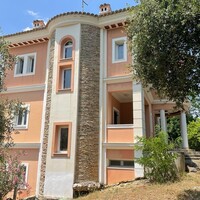 Villa in Greece, Ionian Islands, Corfu, 430 sq.m.