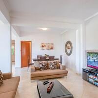 Villa in Greece, Ionian Islands, Corfu, 245 sq.m.