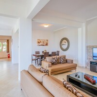 Villa in Greece, Ionian Islands, Corfu, 245 sq.m.