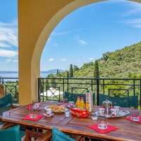 Villa in Greece, Ionian Islands, Corfu, 245 sq.m.